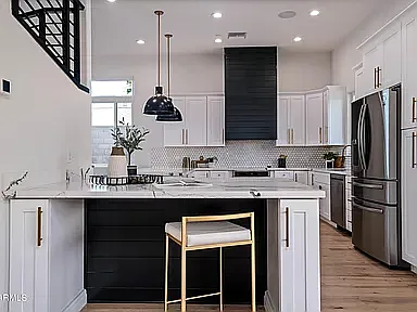 8725 E Malcomb Dr — Photo 21