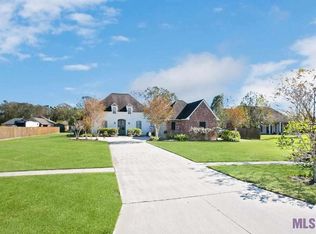 16180 Jay Rd, Prairieville, LA 70769