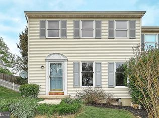 121 Jonathan Way N, Red Lion, PA 17356