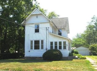 86 1st St, New London, OH 44851