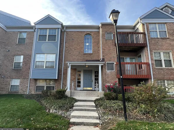 12 Cloverwood Ct APT 101, Essex, MD 21221
