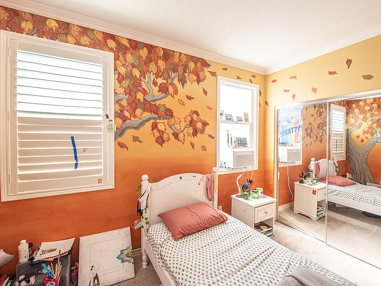 9774 Fox Valley Ct — Photo 17