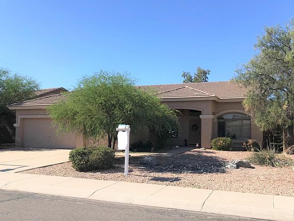 2nd image of 1100 S Palomino Creek Dr