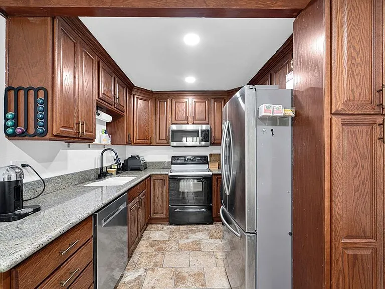 1256 Patricia Ave #15 — Photo 3