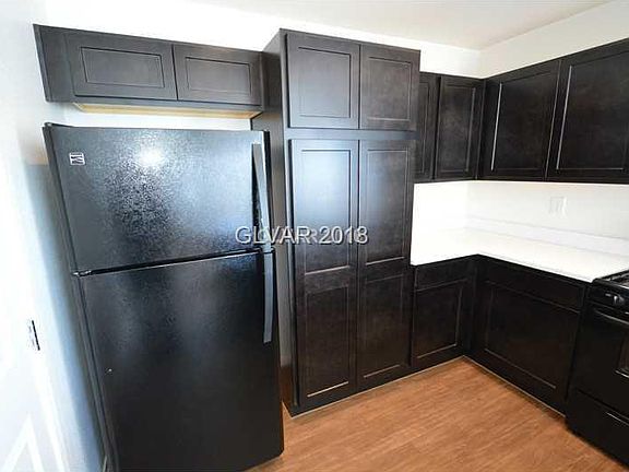 3rd image of 4815 Valmark Dr #0