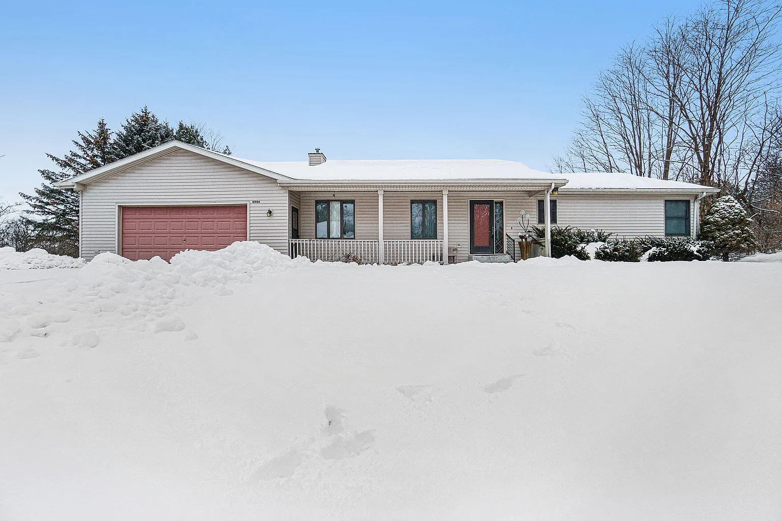 10906 Vidzeme Rd photo 1