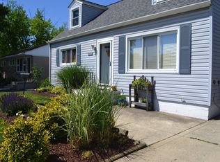 4233 Beechgrove Dr, Grove City, OH 43123