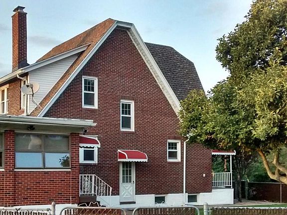 4th image of 1100 S Church St