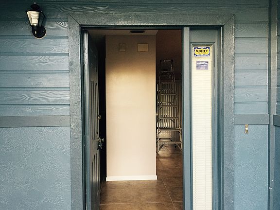 3rd image of 3130 Courtney Woods Ct
