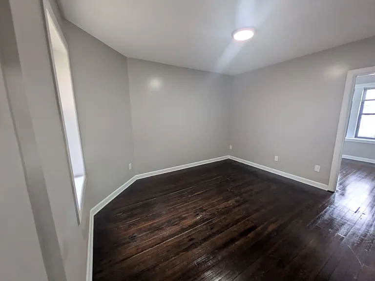 1071 Pembroke St #O2B — Photo 6
