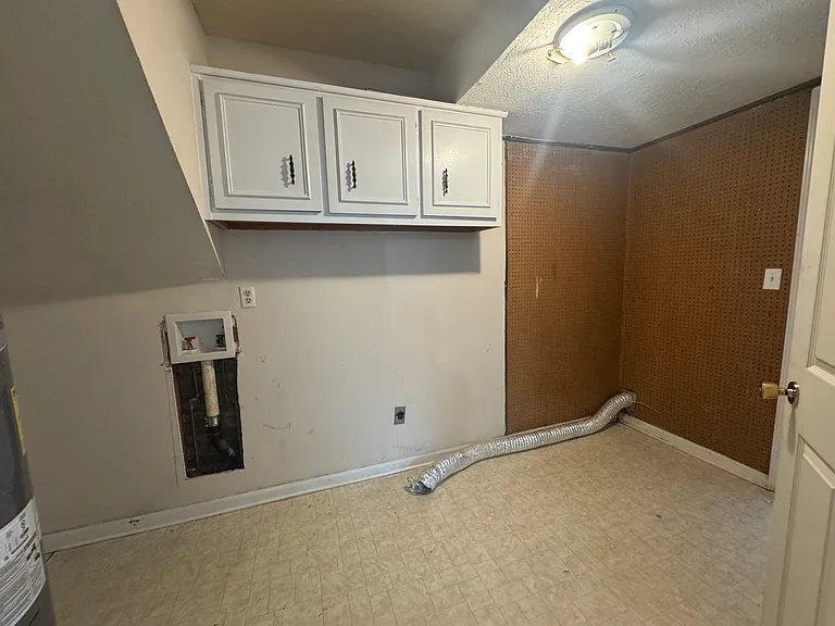 4423 Kings Point Dr — Photo 13