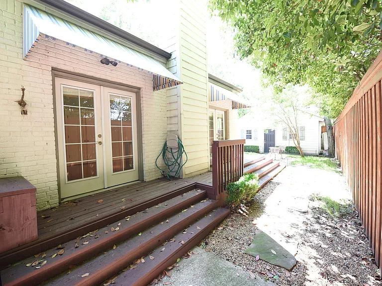 5606 Stanford Ave — Photo 17