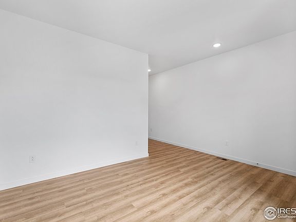 5th image of 660 Piedmontese St