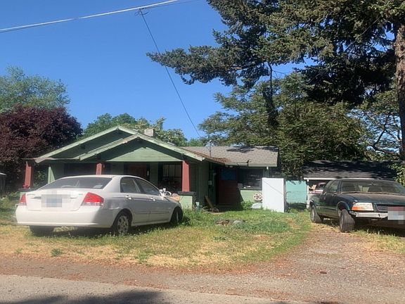 2nd image of 107 Kenwood Ave
