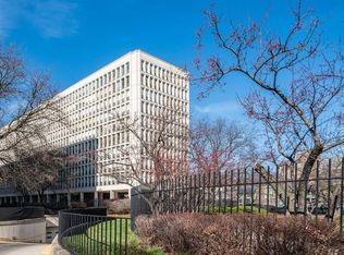 1401 E 55th St APT 1005N, Chicago, IL 60615