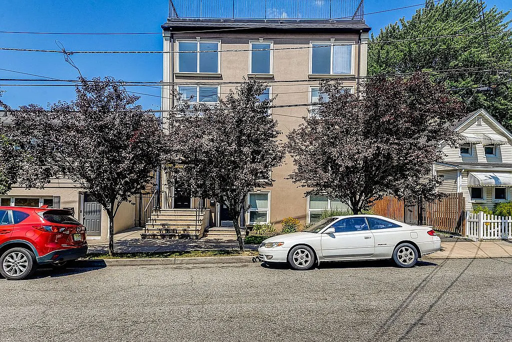 555 Tremont Ave #2 photo 1