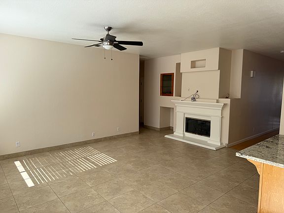 3rd image of 5572 Farmhouse Ct