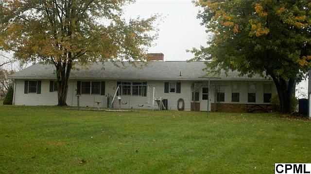 2nd image of 8 Beecher Dr
