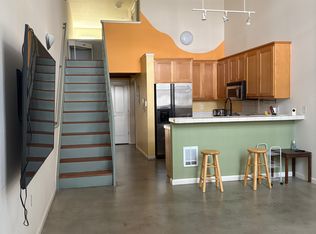 655 12th St APT 105, Oakland, CA 94607