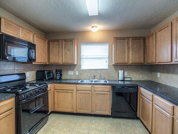5th image of 15826 Aldridge Creek Ct