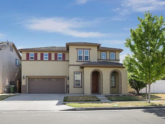 3rd image of 2458 Montebello Way