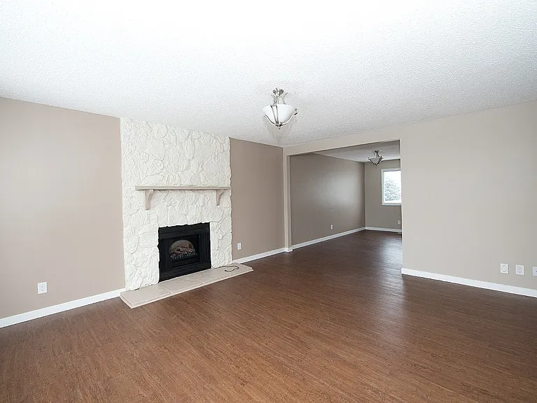 153 Woodvale Road West NW — Photo 19