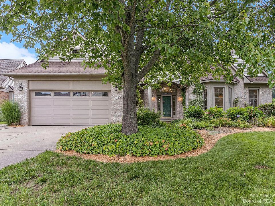 1st image of 2862 Leslie Park Cir