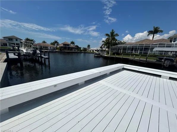 1775 Waterfall CT, MARCO ISLAND, FL 34145