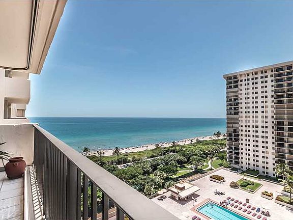 Updated Oceanfront 2 bedroom-2 bath with amazing views
