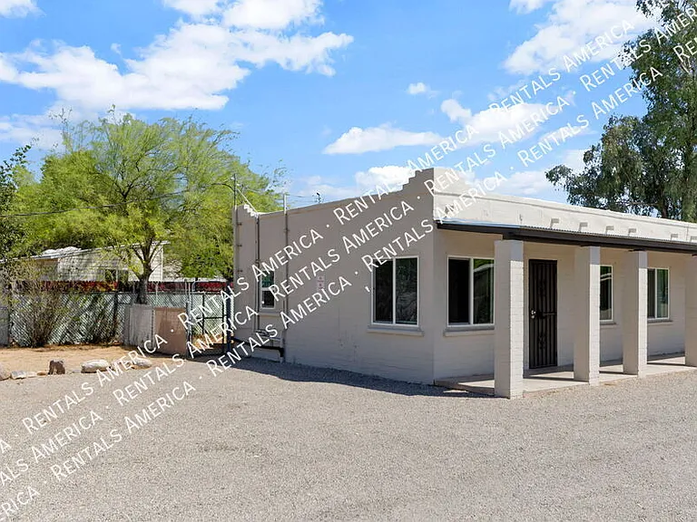 3048 N Sparkman Blvd — Photo 25