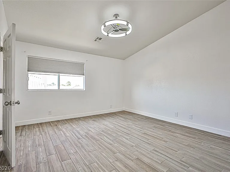 9285 Casa Christina Ln — Photo 14
