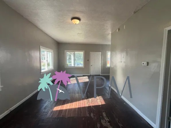 322 Studebaker St, South Bend, IN 46628