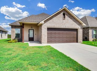 113 Ridley Ln, Youngsville, LA 70592