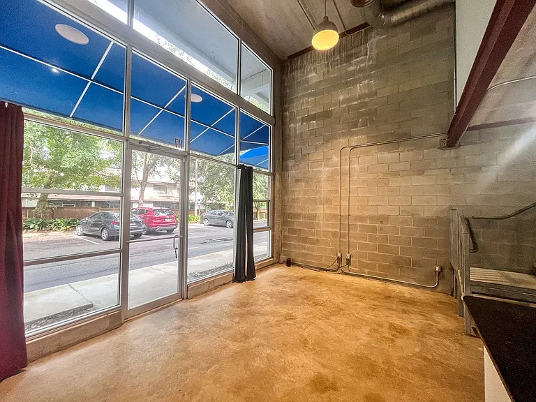 2515 SW 35th Pl #117 — Photo 3