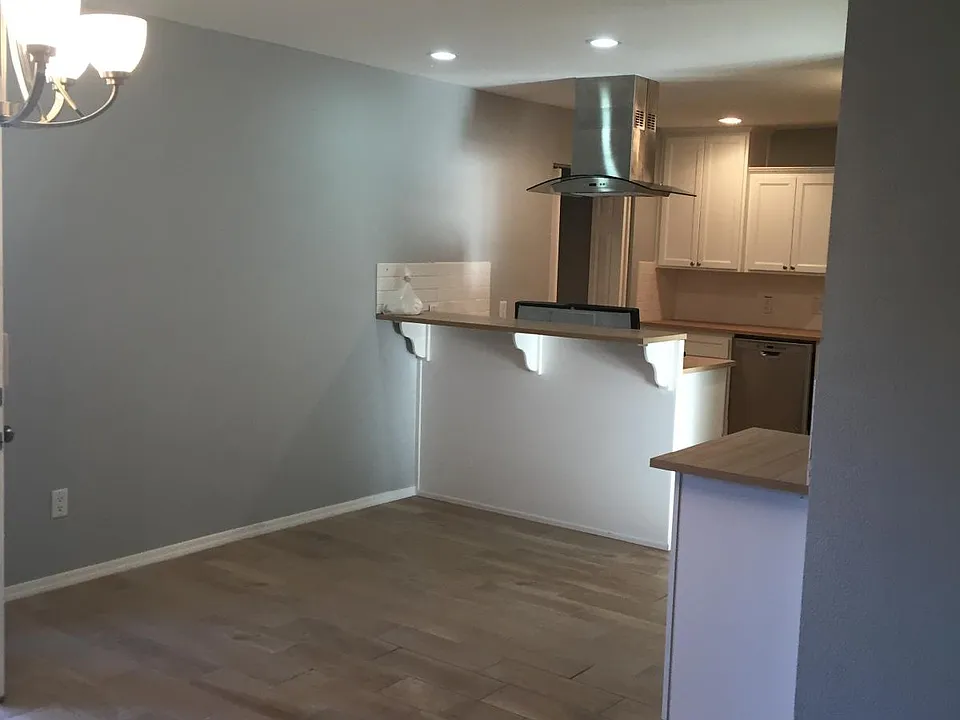 2490 W Yowell Ct #50