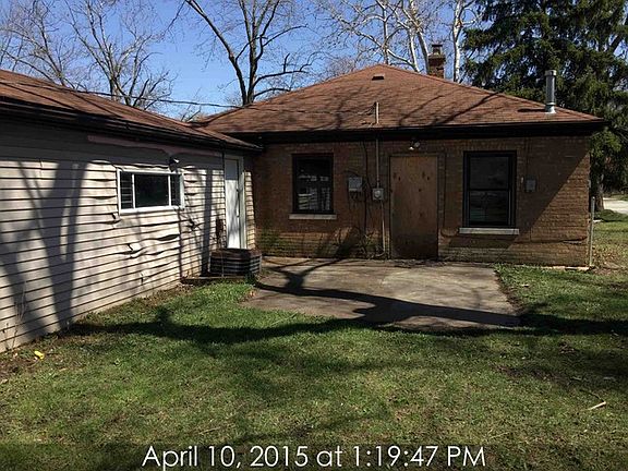 3rd image of 22022 Main St