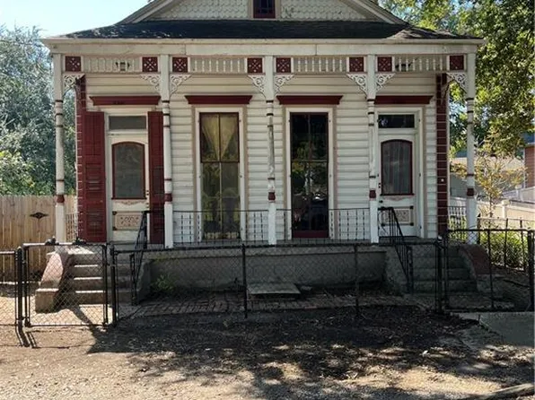 6308-10 Dauphine St, New Orleans, LA 70117