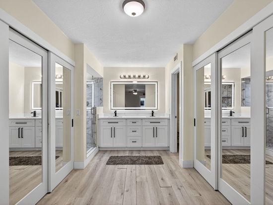 701 7th Lane, Palm Beach Gardens, FL 33418