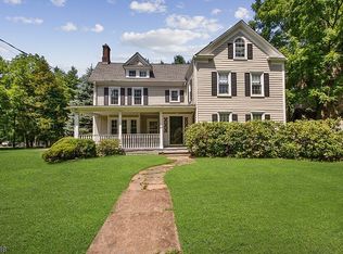 87 Ridgedale Ave, Florham Park, NJ 07932