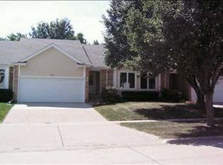 1072 Bradford Pl, West Des Moines, IA 50266