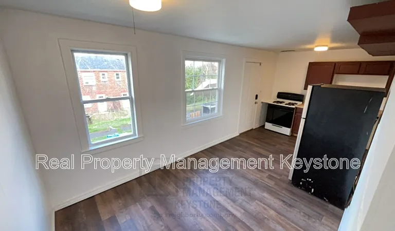 138 Delaware Dr — Photo 6
