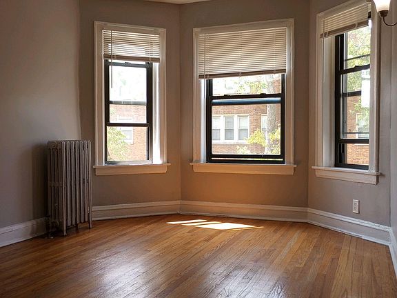 3rd image of 8300 S Paulina St #1N