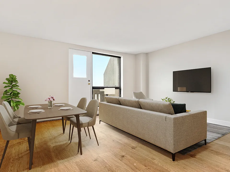 2700 Saratoga Pl