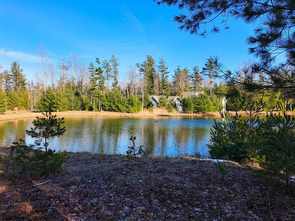 1st image of 9 Frog Pond Dr