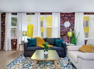 2820 17th Ave S #ID1012345P, Seattle, WA 98144