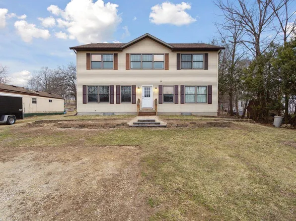 4004 West Riverside Drive, Edgerton, WI 53534