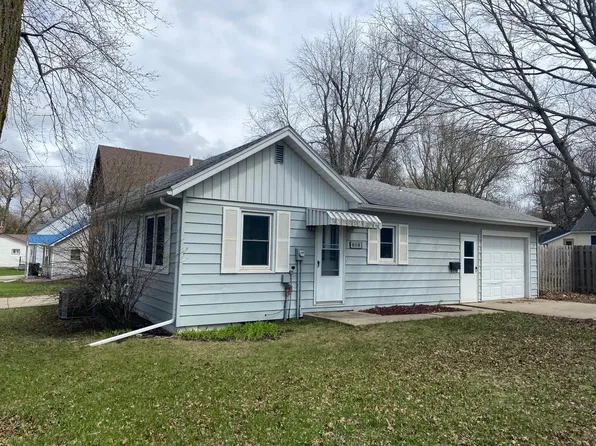 808 Pershing Blvd, Worthington, MN 56187
