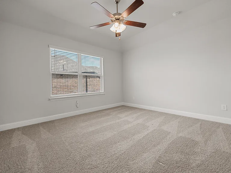 1716 Elise Ln — Photo 30