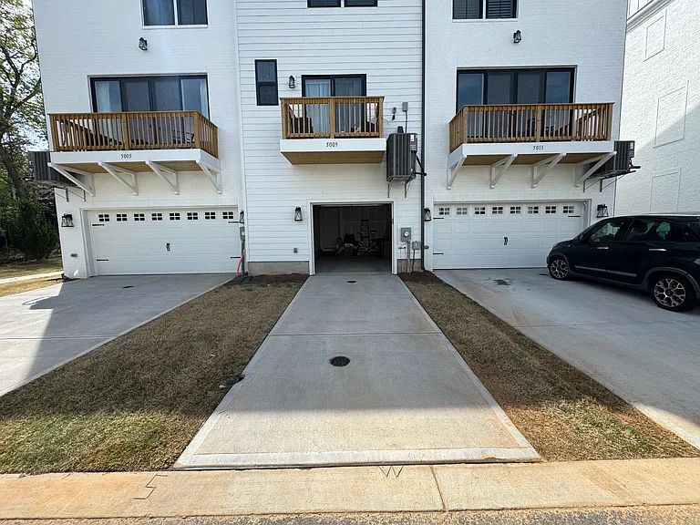 5009 Layman Dr — Photo 17