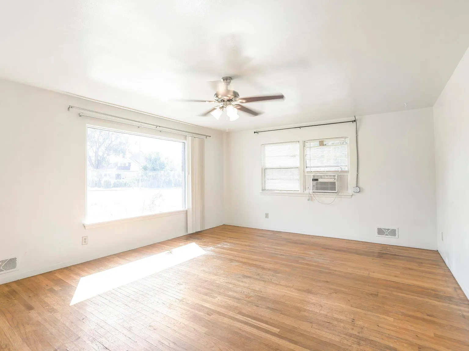 1 bed, 1022 sqft, $1,150 — Photo 3